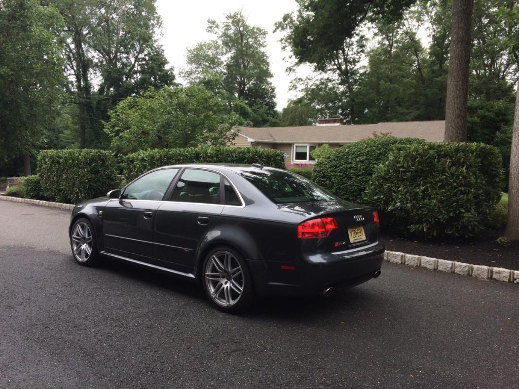 877662AUDIRS42089.jpg