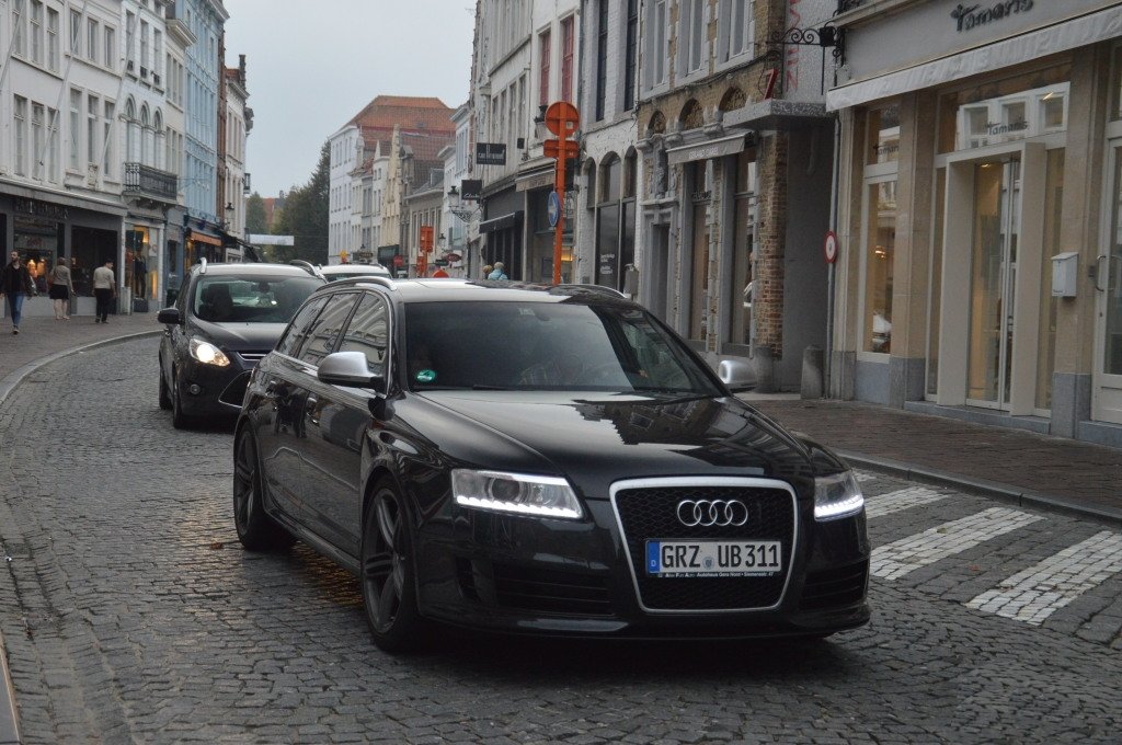 878246RS61305.jpg