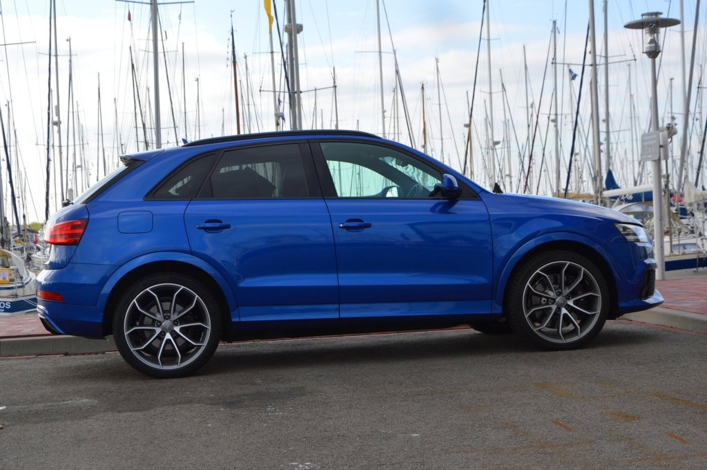 879440RSQ3516.jpg