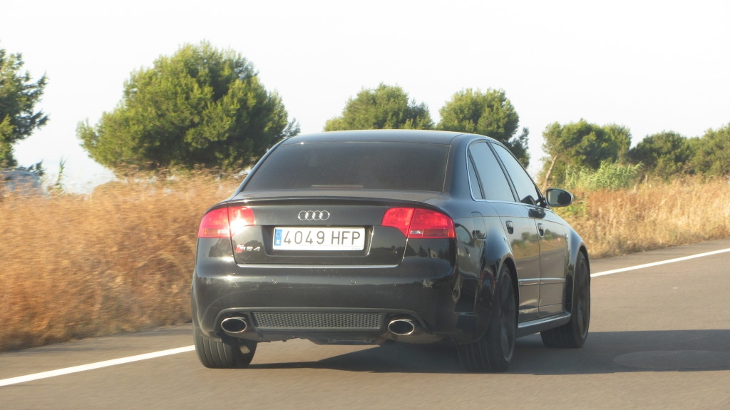 879539AUDIRS41317.jpg