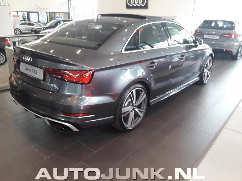 879626RS38V3094.jpg