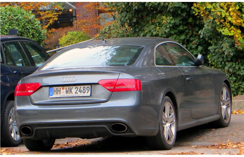 879951AUDIRS5565.jpg