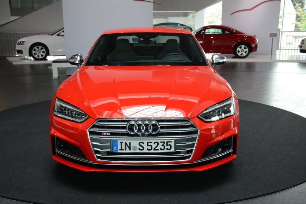 883029S5B90120.jpg