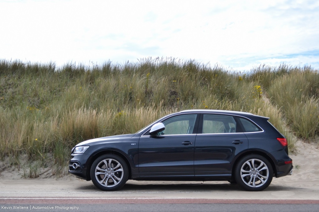 884325AUDISQ5864.jpg