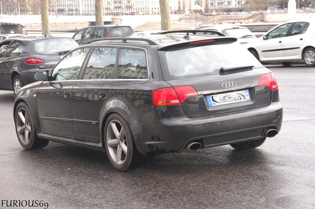884776AUDIRS41081.jpg
