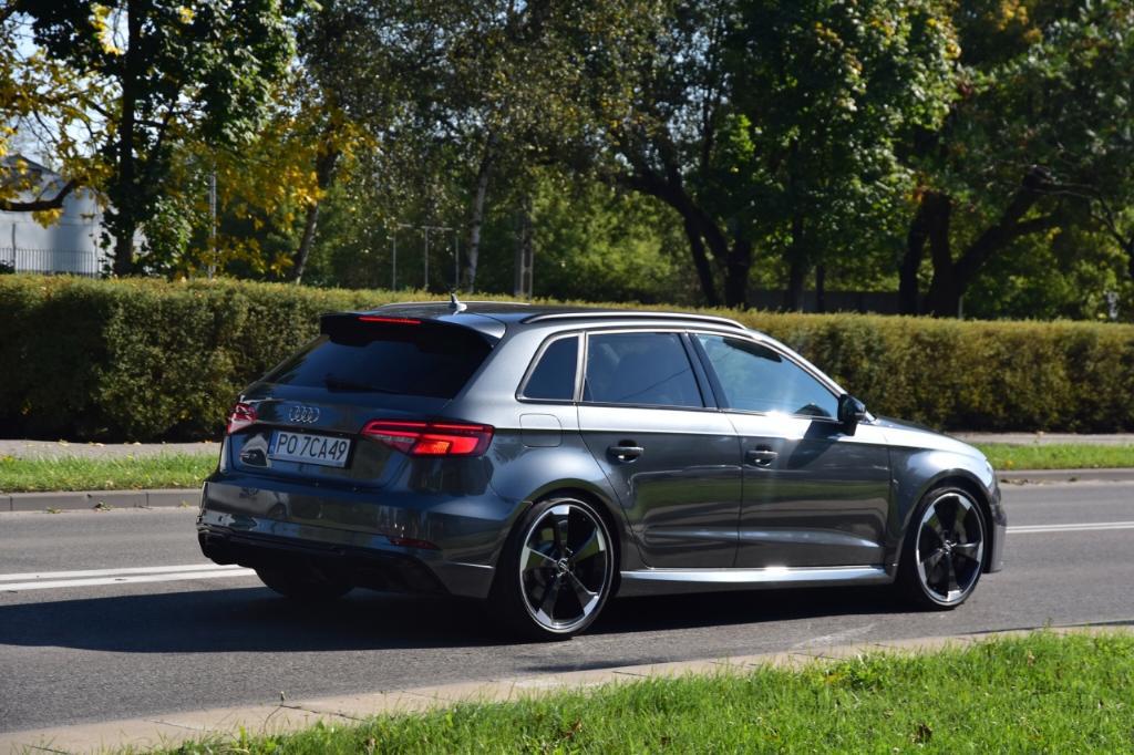885543RS38V3172.jpg