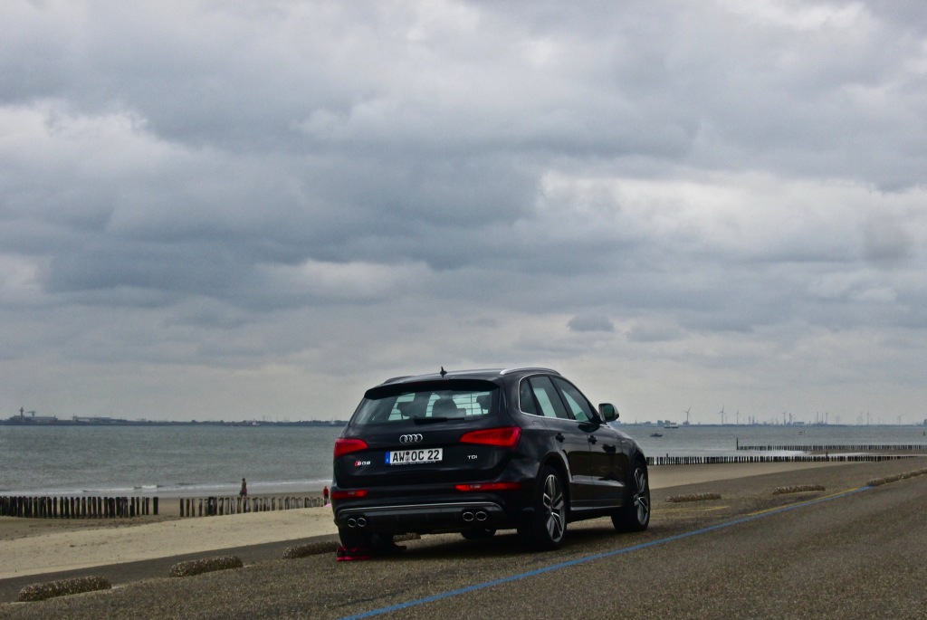 887523AUDISQ5818.jpg