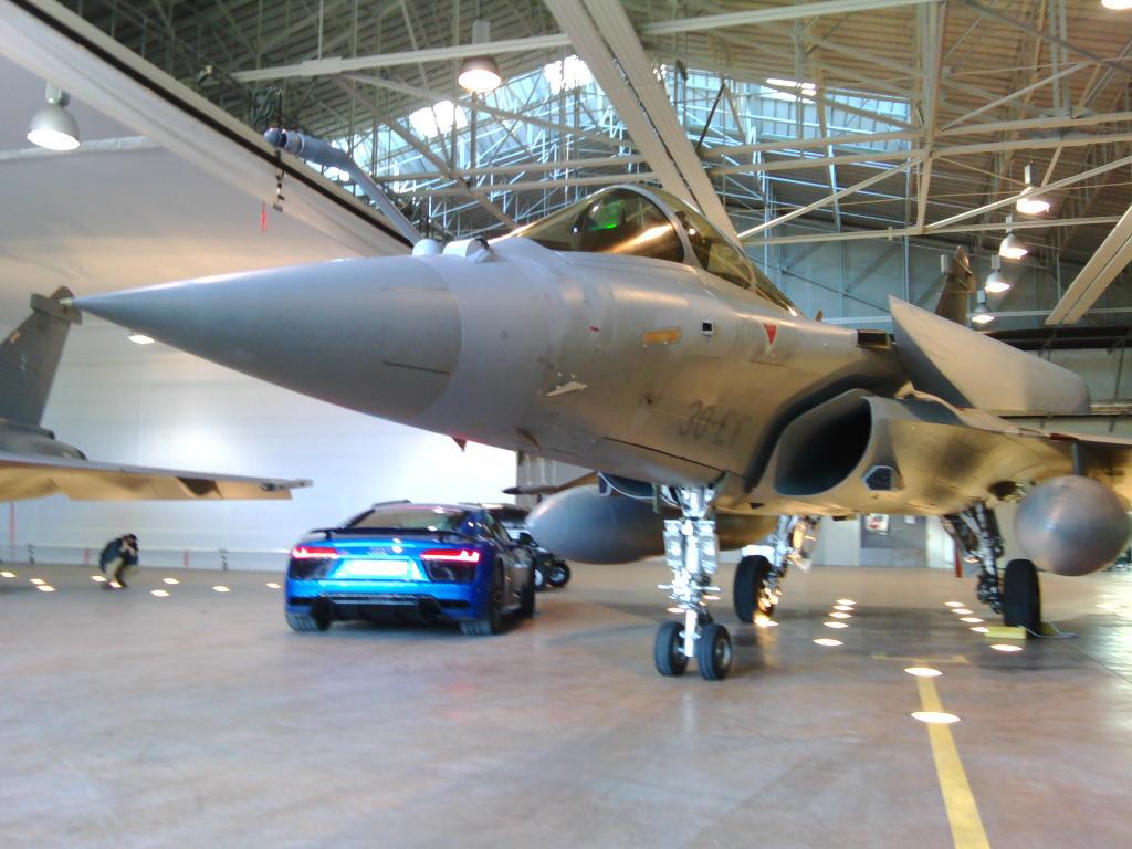 887578AUDIBA118018.jpg