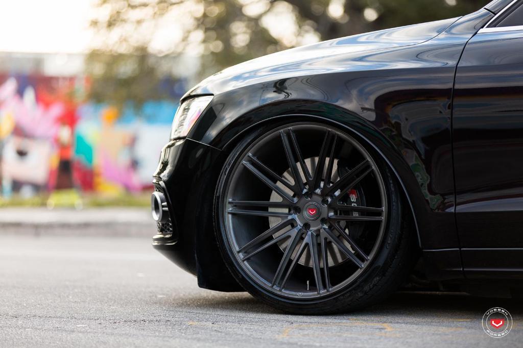 888689AUDIWHEELS0513F1SQ5.jpg