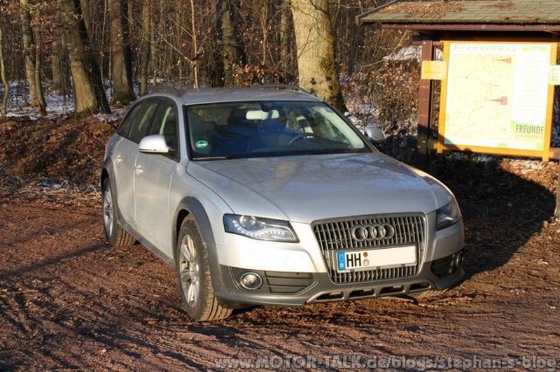 889165263AUDIA4ALLROAD.jpg