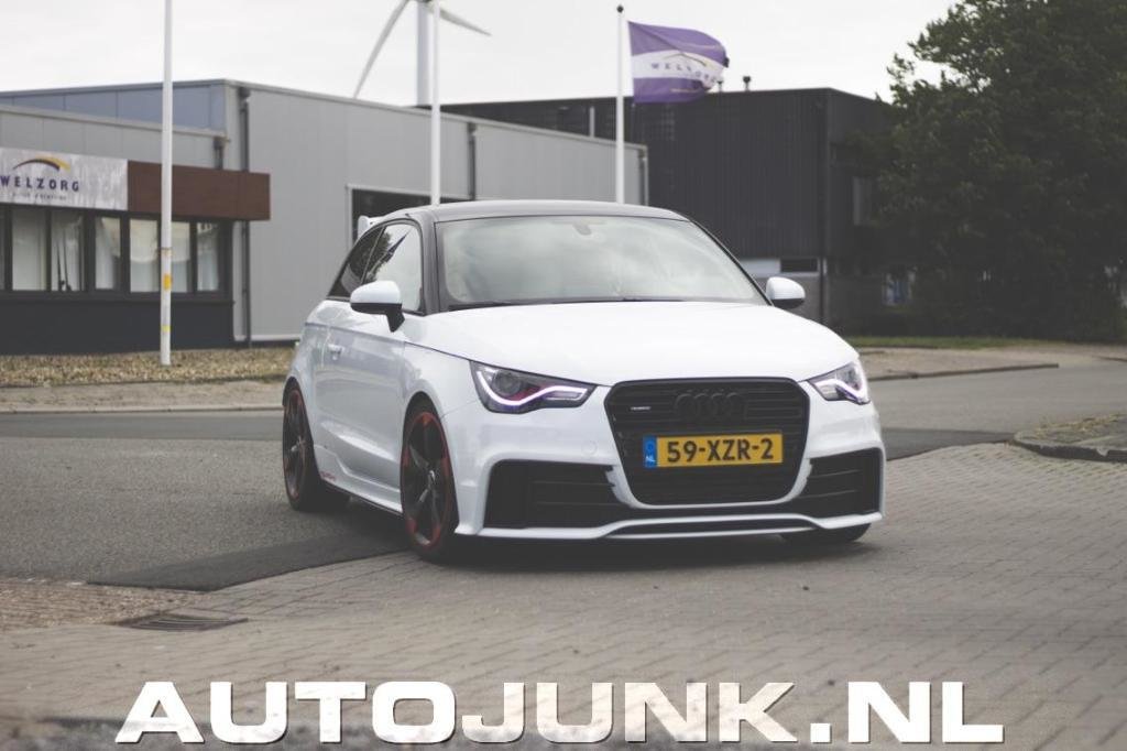 890249A1QUATTRO1066.jpg