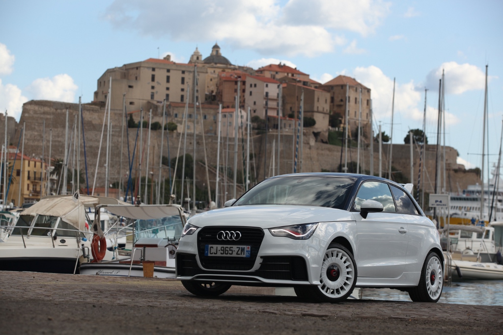 890318A1QUATTRO113.jpg