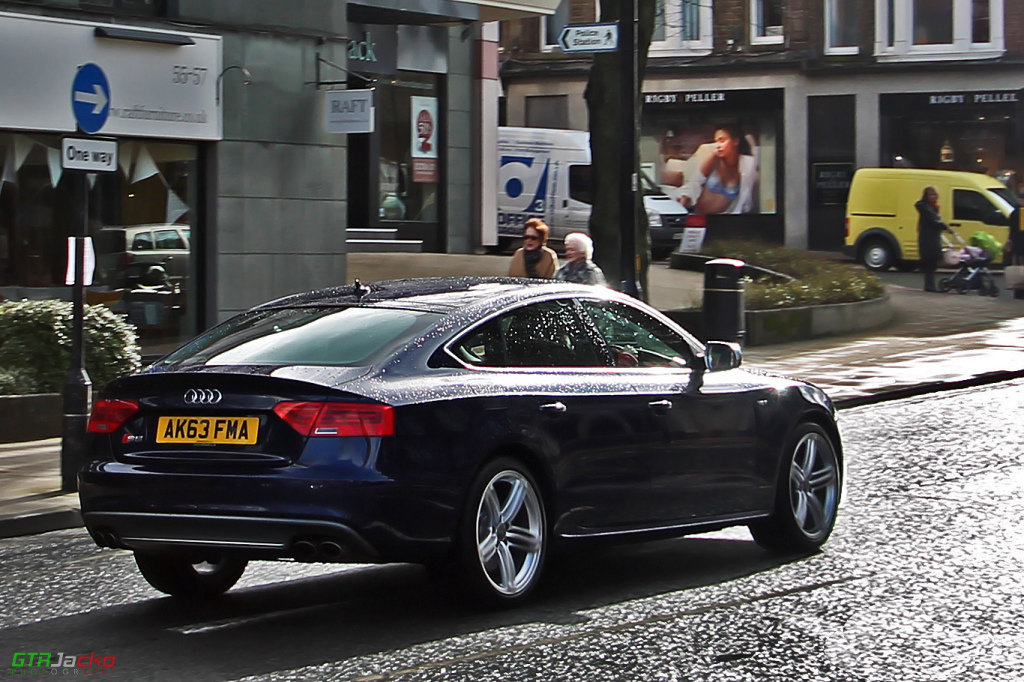 890360282S5SPORTBACK.jpg