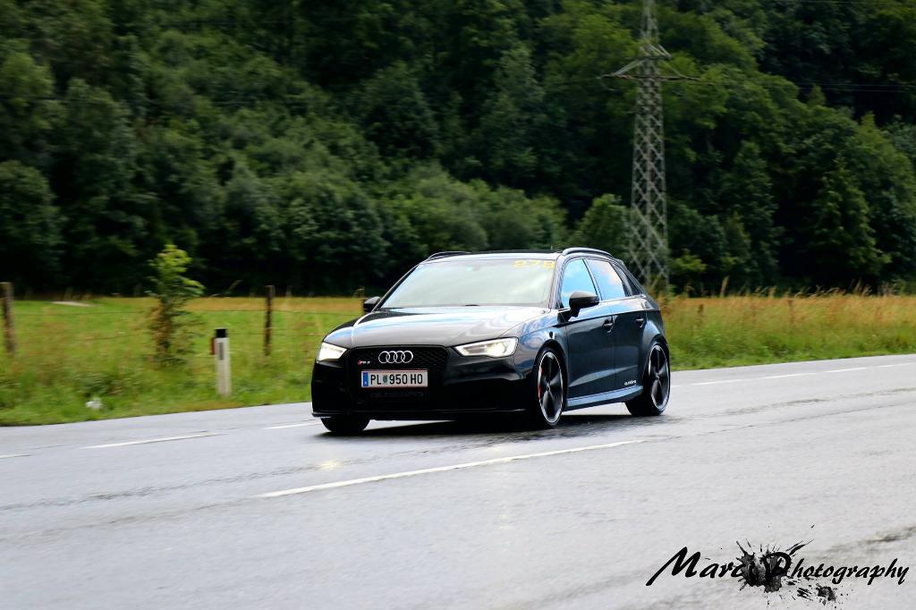 890477RS38V2932.jpg