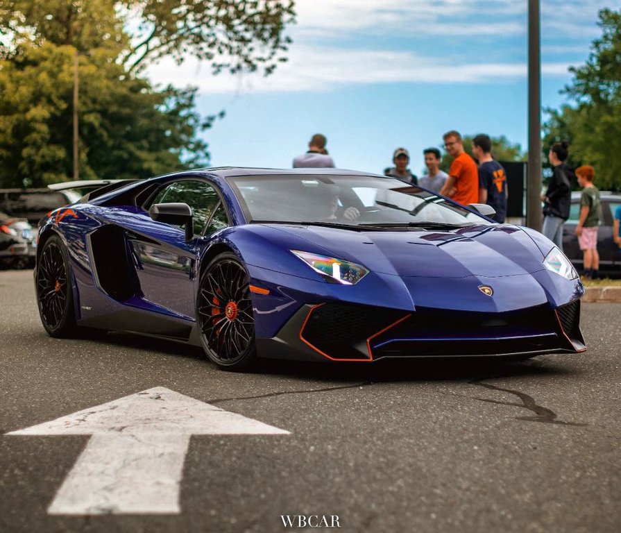 8905234261LAMBORGHINIAVENTADOR.jpg