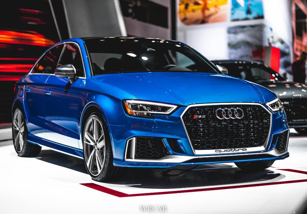 891481RS38V2420.jpg