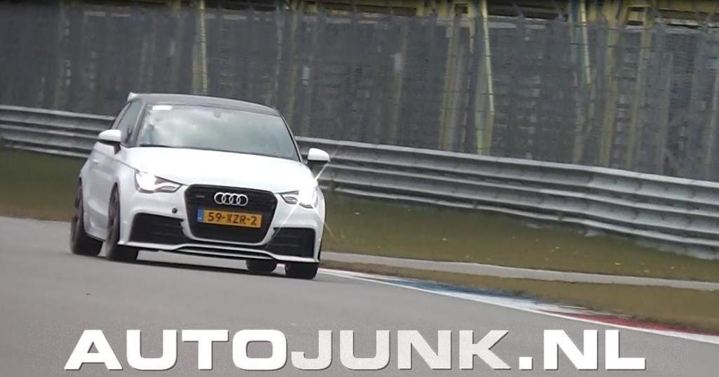 891800A1QUATTRO834.jpg