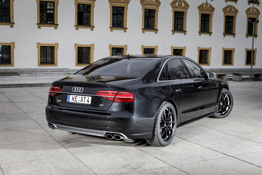 892402S8D4983.jpg
