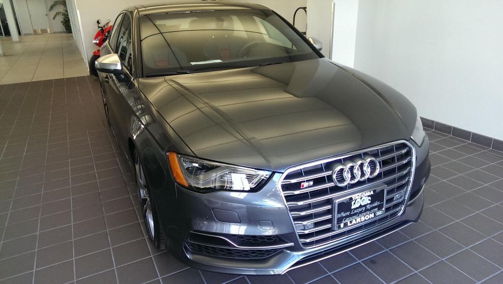 892441S38V977.jpg