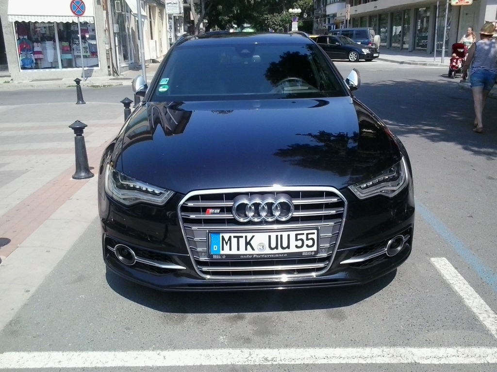892789S6C7975.jpg