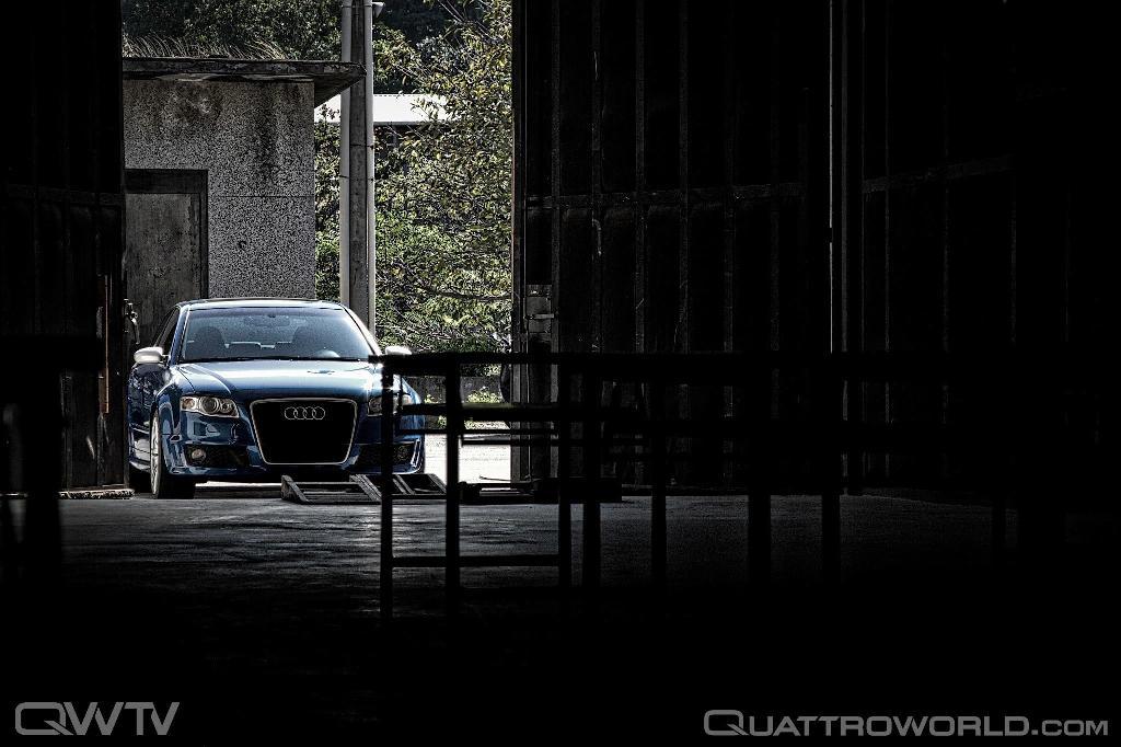 894912AUDIRS41001.jpg
