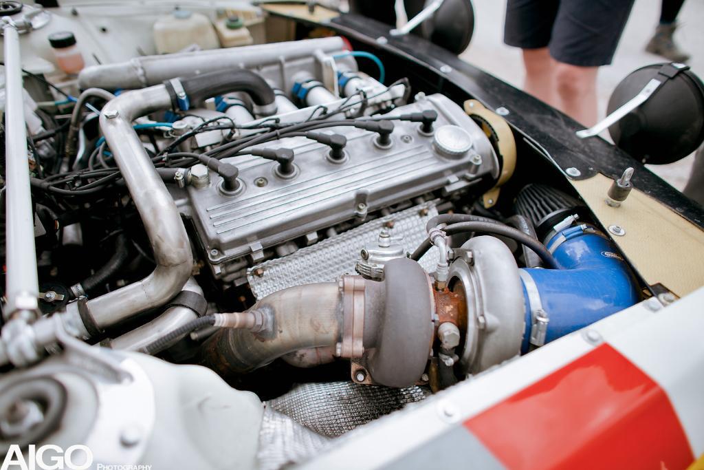 895295URQUATTRO1892.jpg