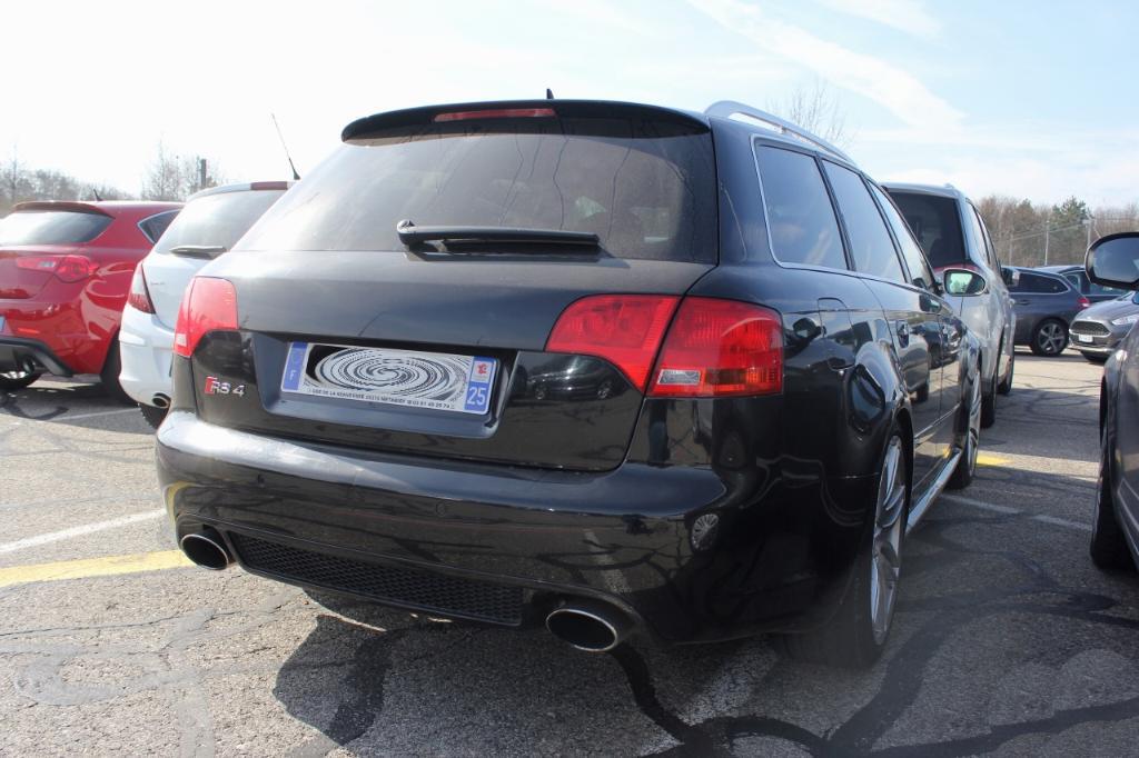895833AUDIRS43161.jpg
