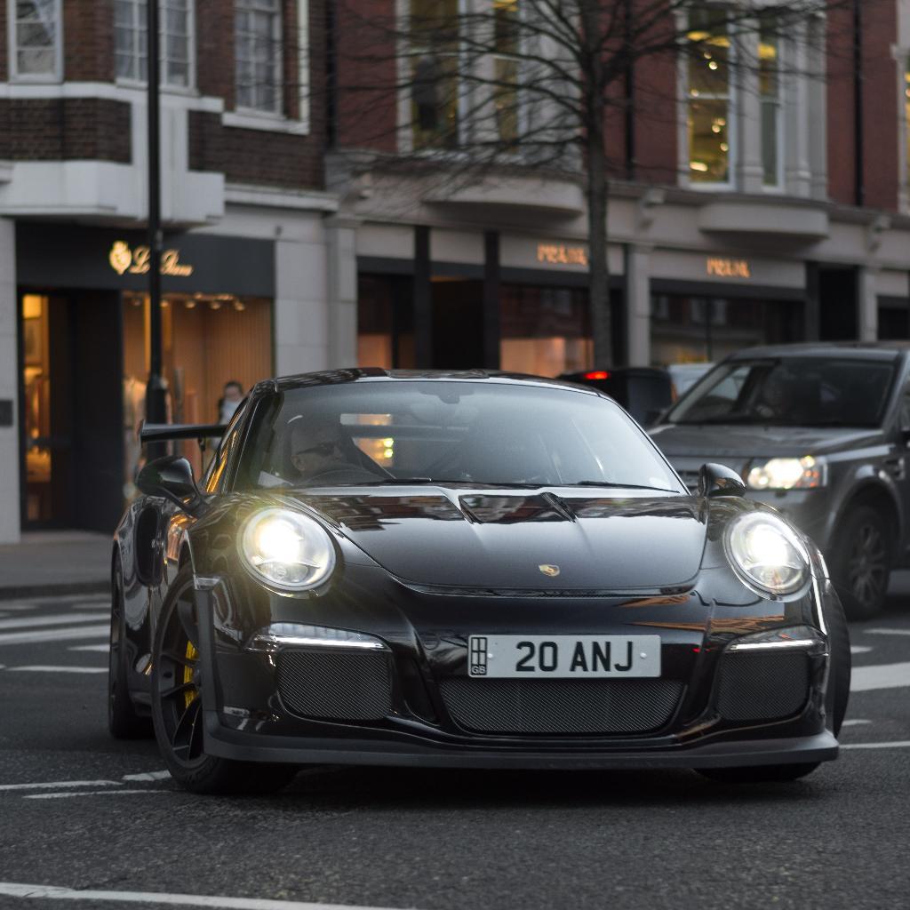 8962760320PORSCHE991GT3RS.jpg