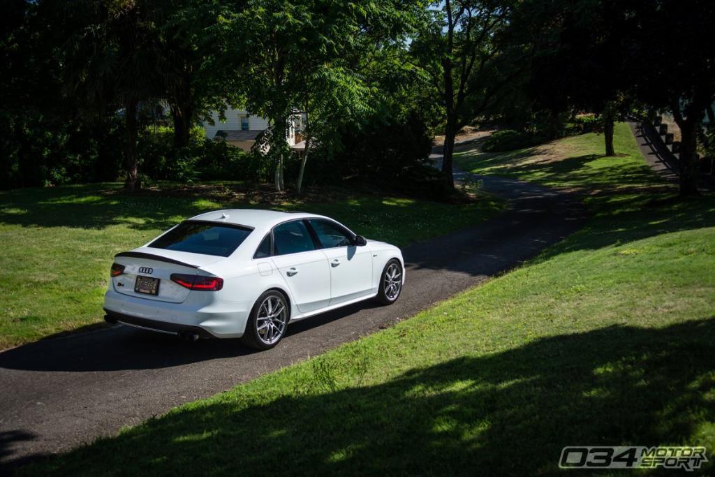 896322AUDIWHEELS0986ES4B8.jpg