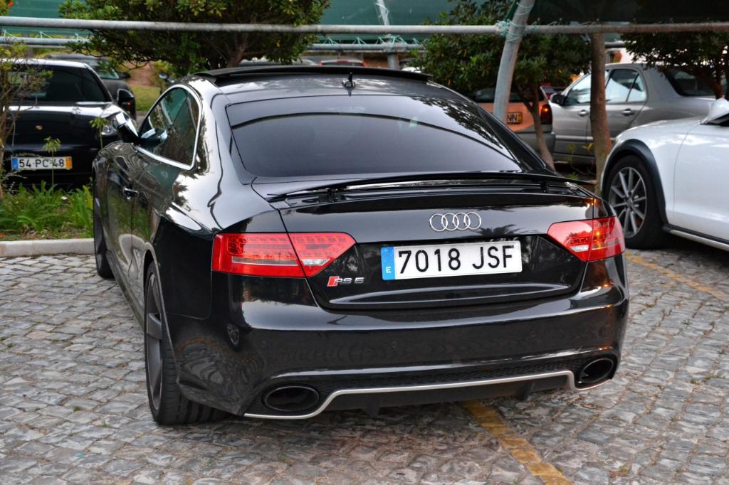898616AUDIRS52992.jpg