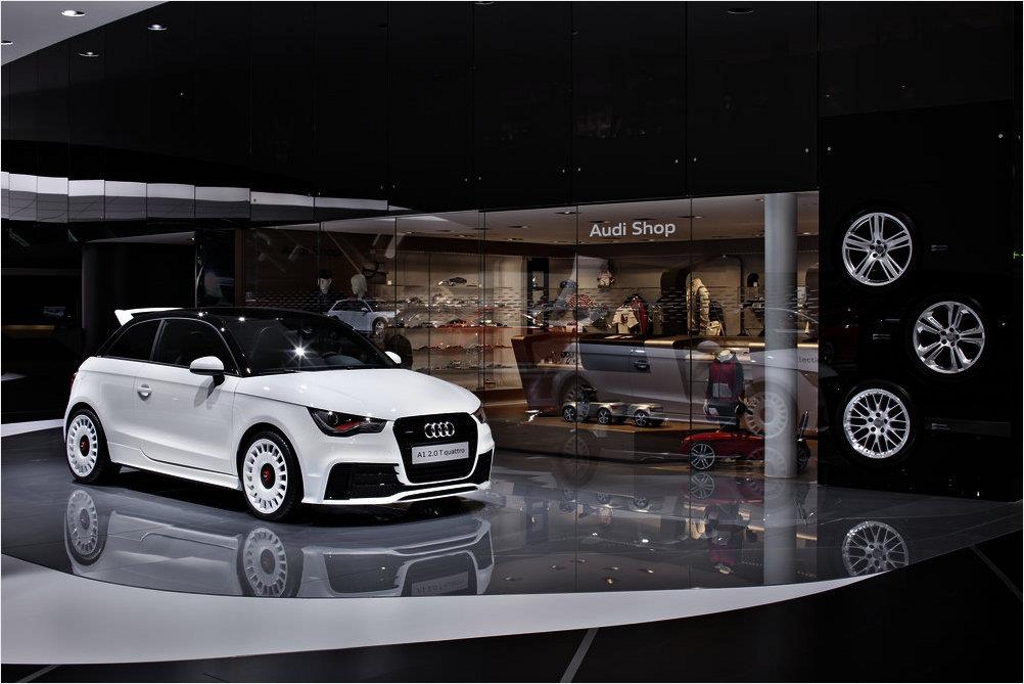 899944A1QUATTRO124.jpg