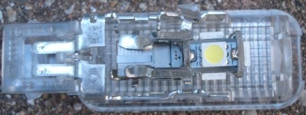 led-porte2_imagesia-com_hzmh_large.JPG