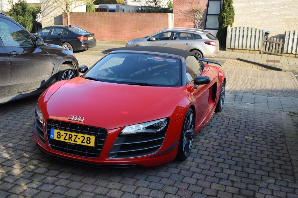 900677R8GT1797.jpg