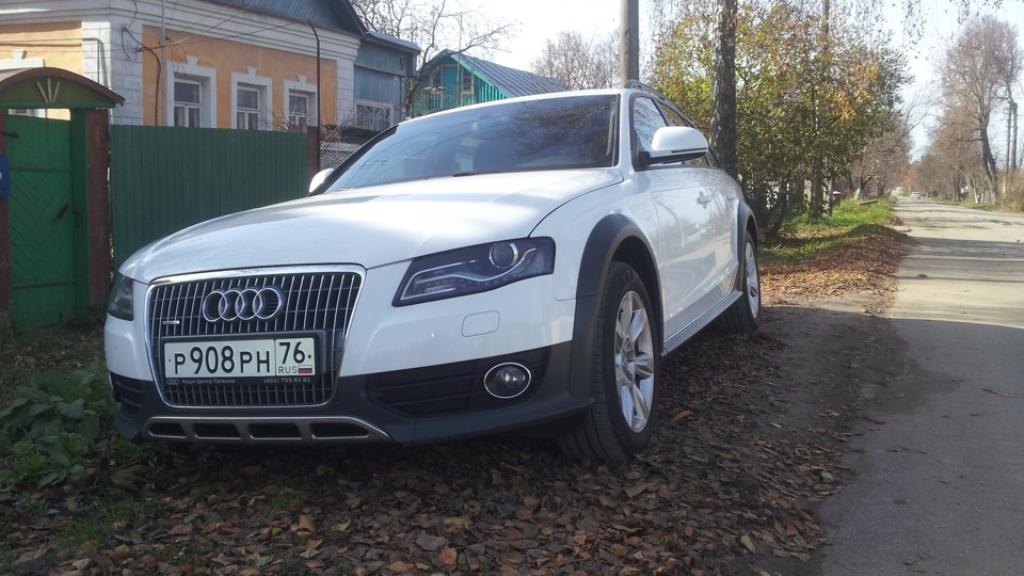 900806738AUDIA4ALLROAD.jpg