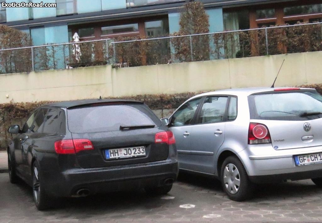 902528RS62561.jpg