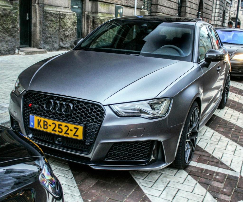 903937RS38V1895.jpg