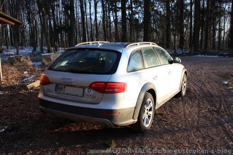 905147261AUDIA4ALLROAD.jpg