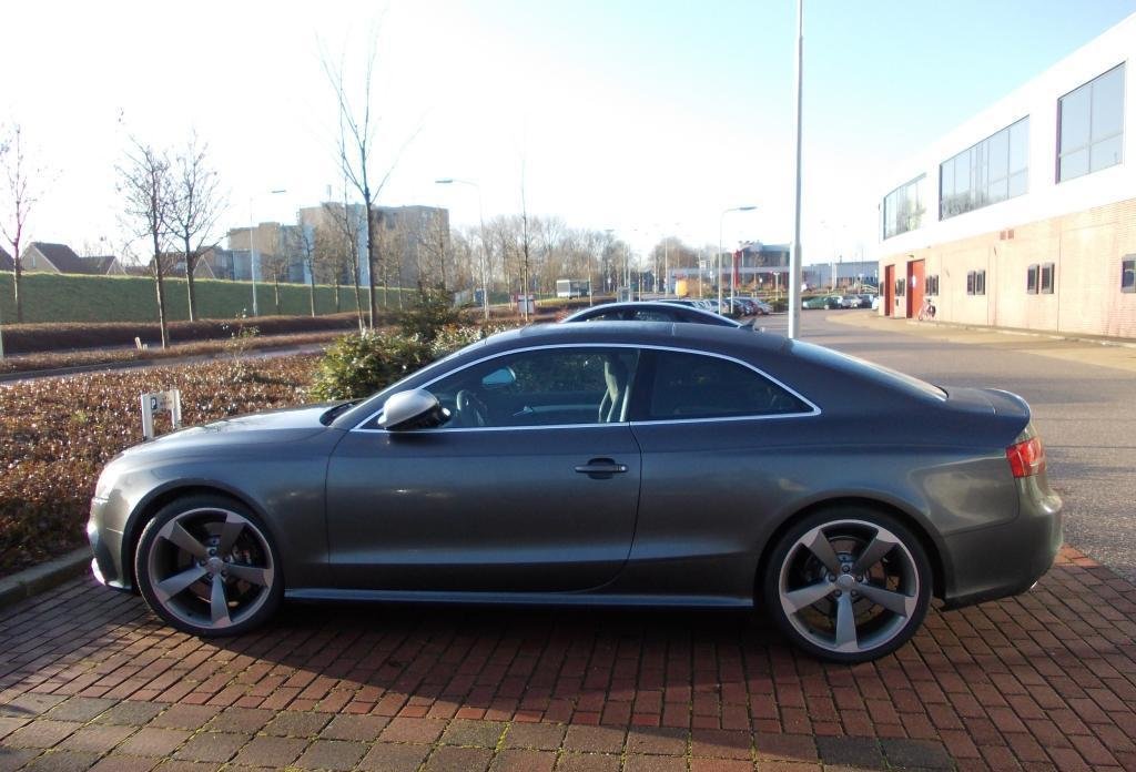 905337AUDIRS5ESQUIROU290.jpg