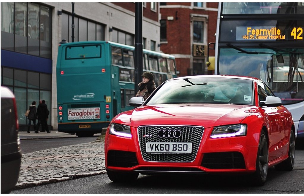 905404AUDIRS5846.jpg