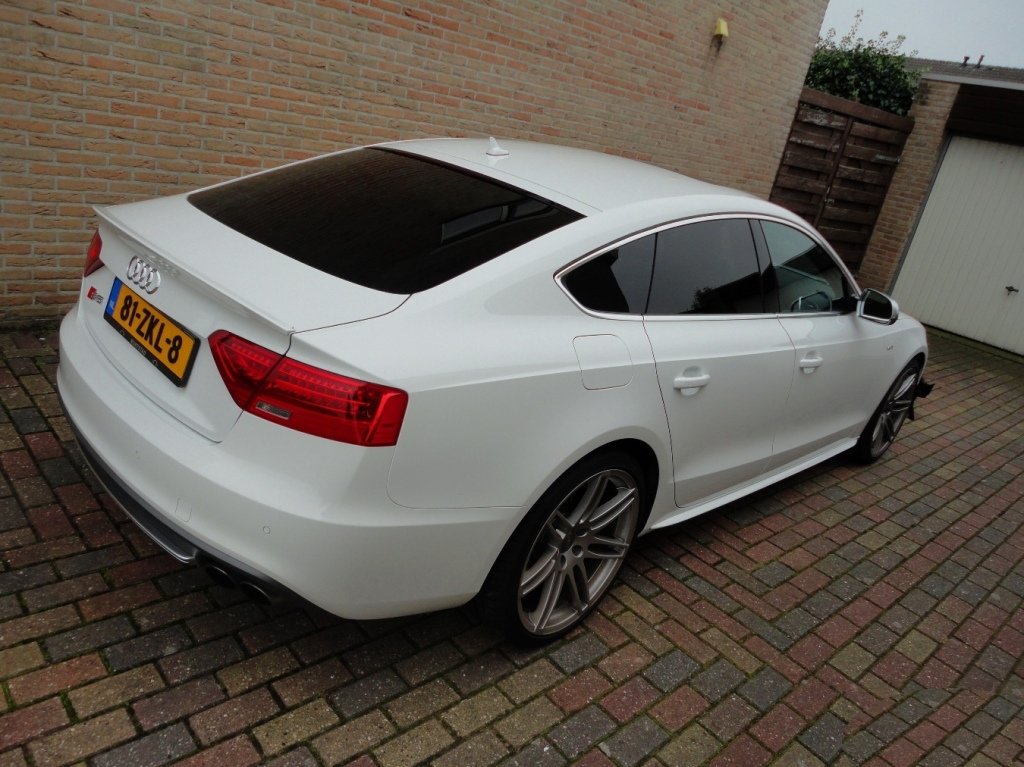 906157112S5SPORTBACK.jpg