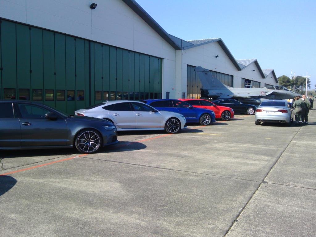 906649AUDIBA118040.jpg