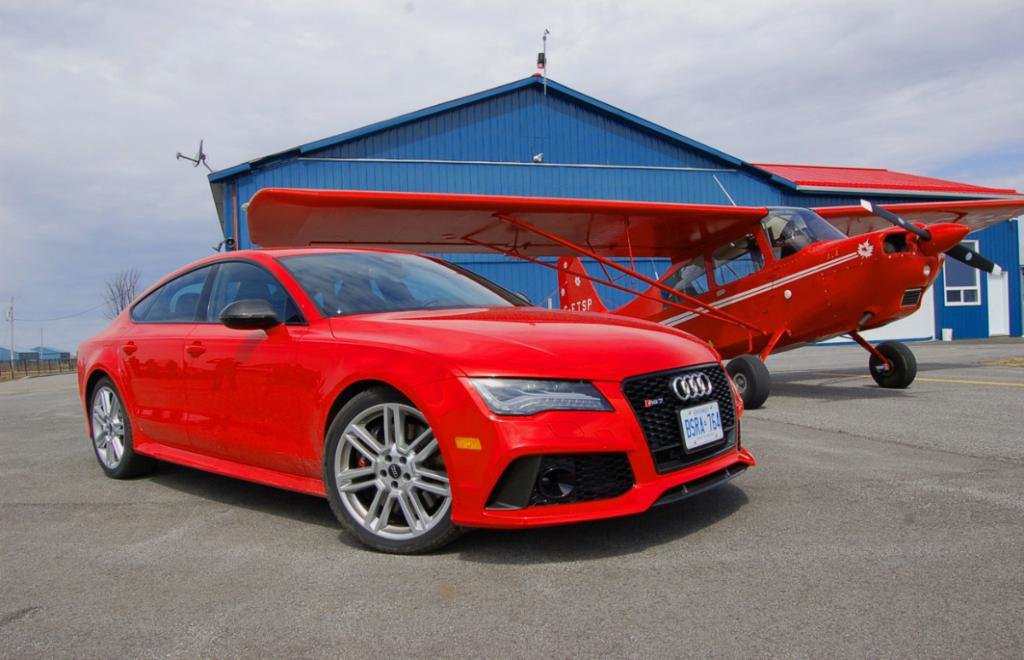 906745RS7685.jpg