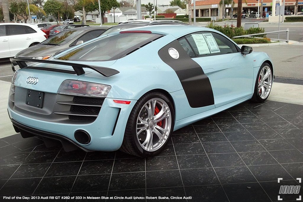 907341R8GT767.jpg