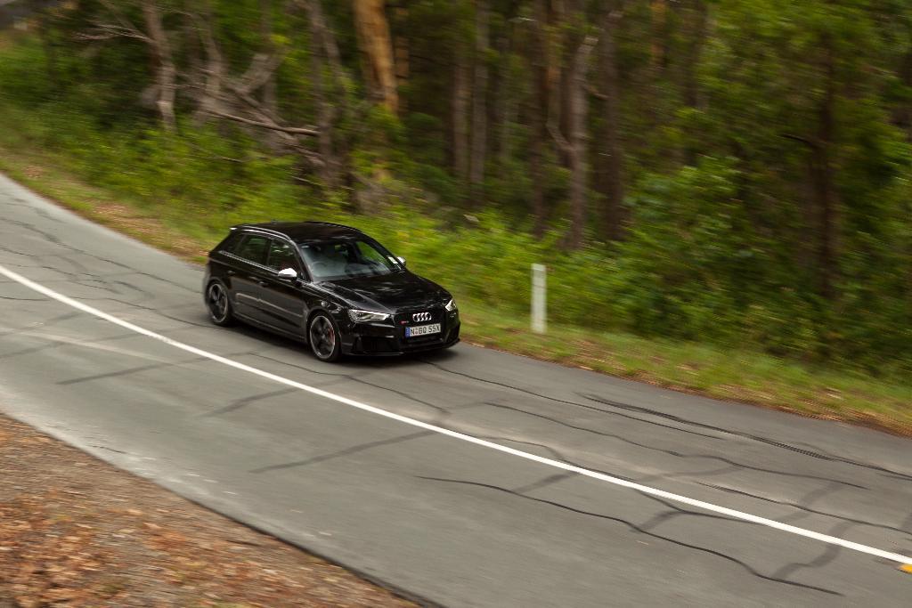 908071RS38V0981.jpg