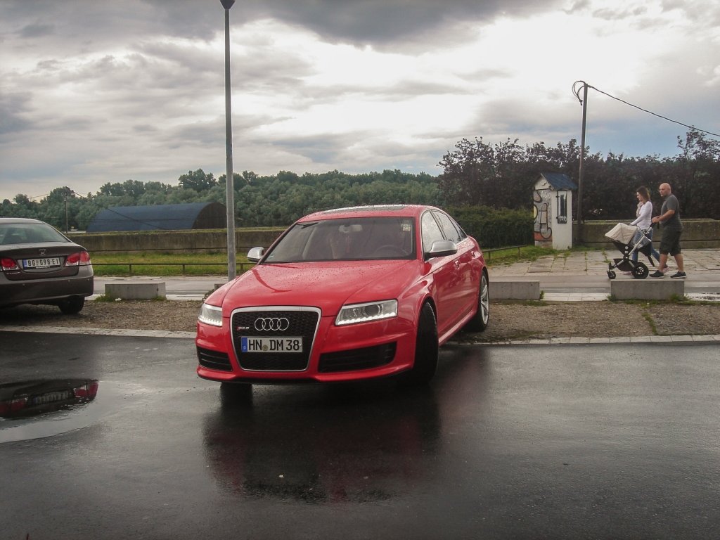 908464RS62232.jpg