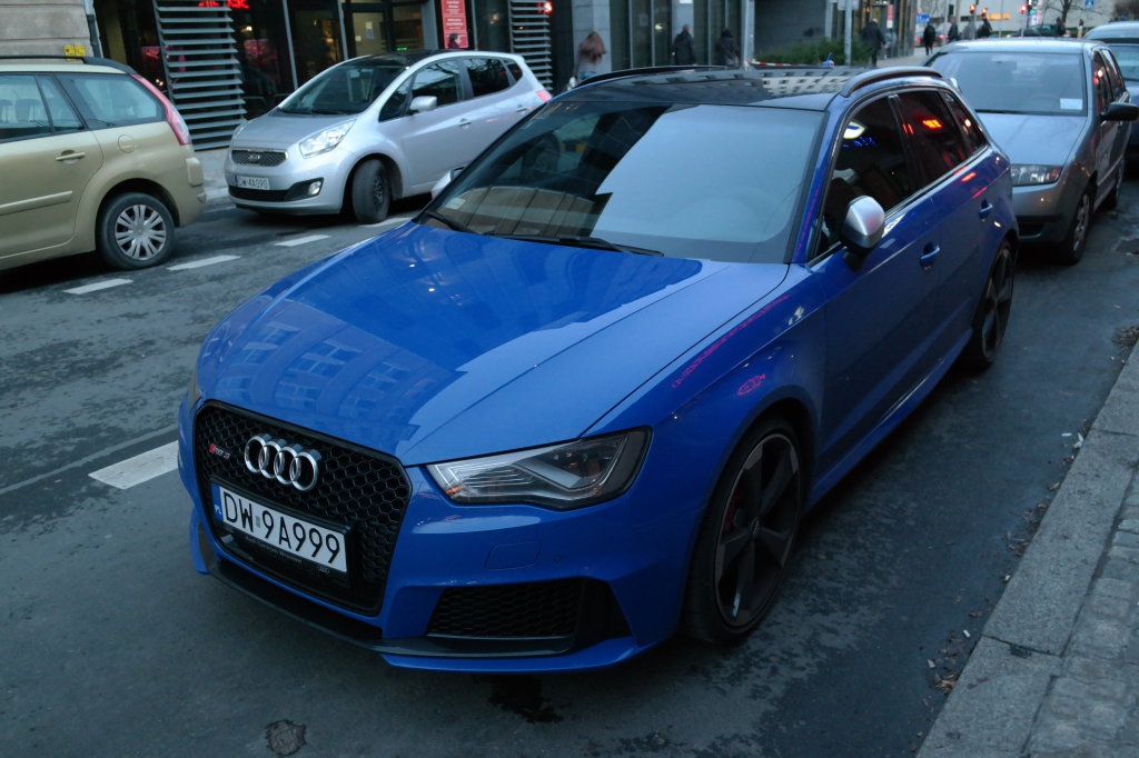 909227RS38V0706.jpg