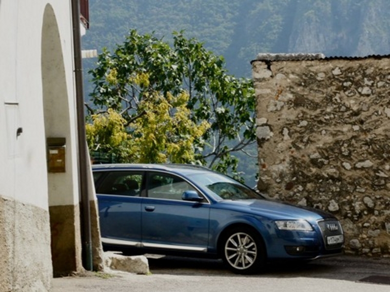 909341459AUDIA6C6ALLROAD.jpg