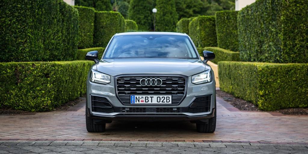 911449AUDIQ20860.jpg