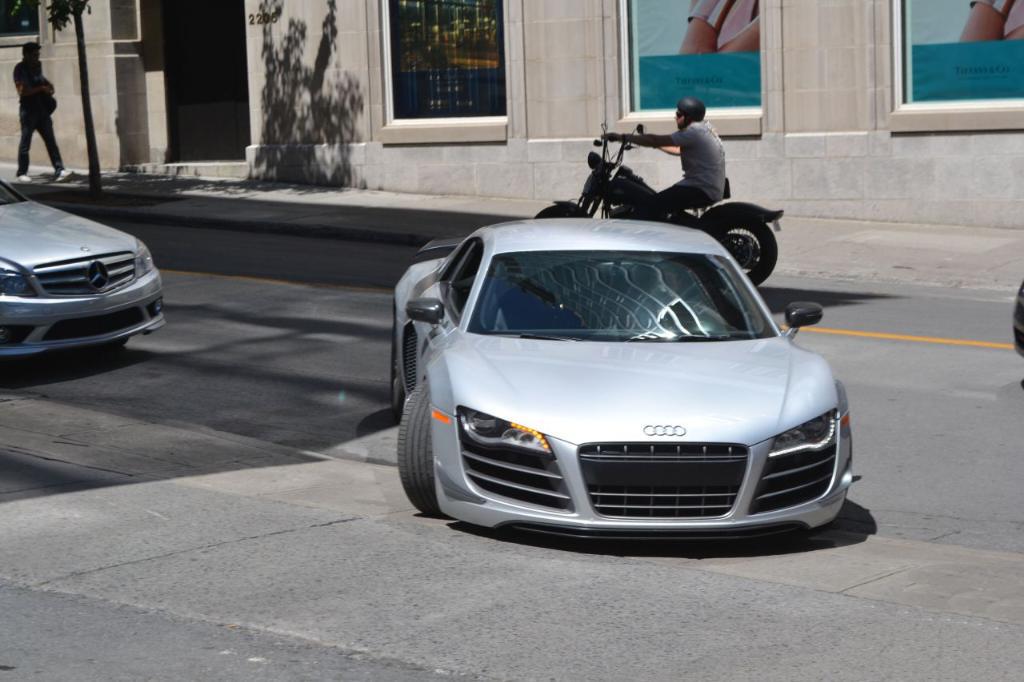 911921R8GT1910.jpg