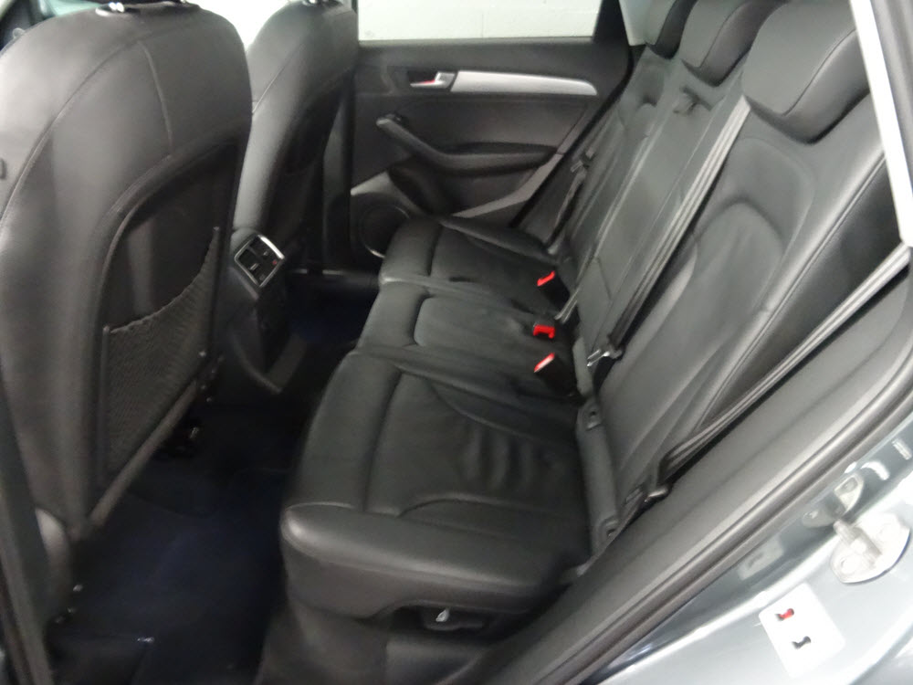 911944AudiQ5Intrieur3.jpg